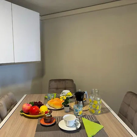Lemon Home, Con Vista * מנאג'יו